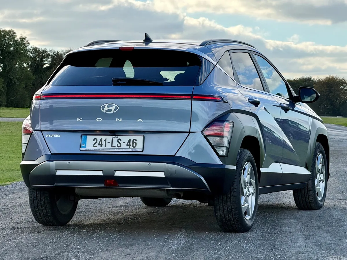 Hyundai KONA MPV, Petrol, 2024, Blue