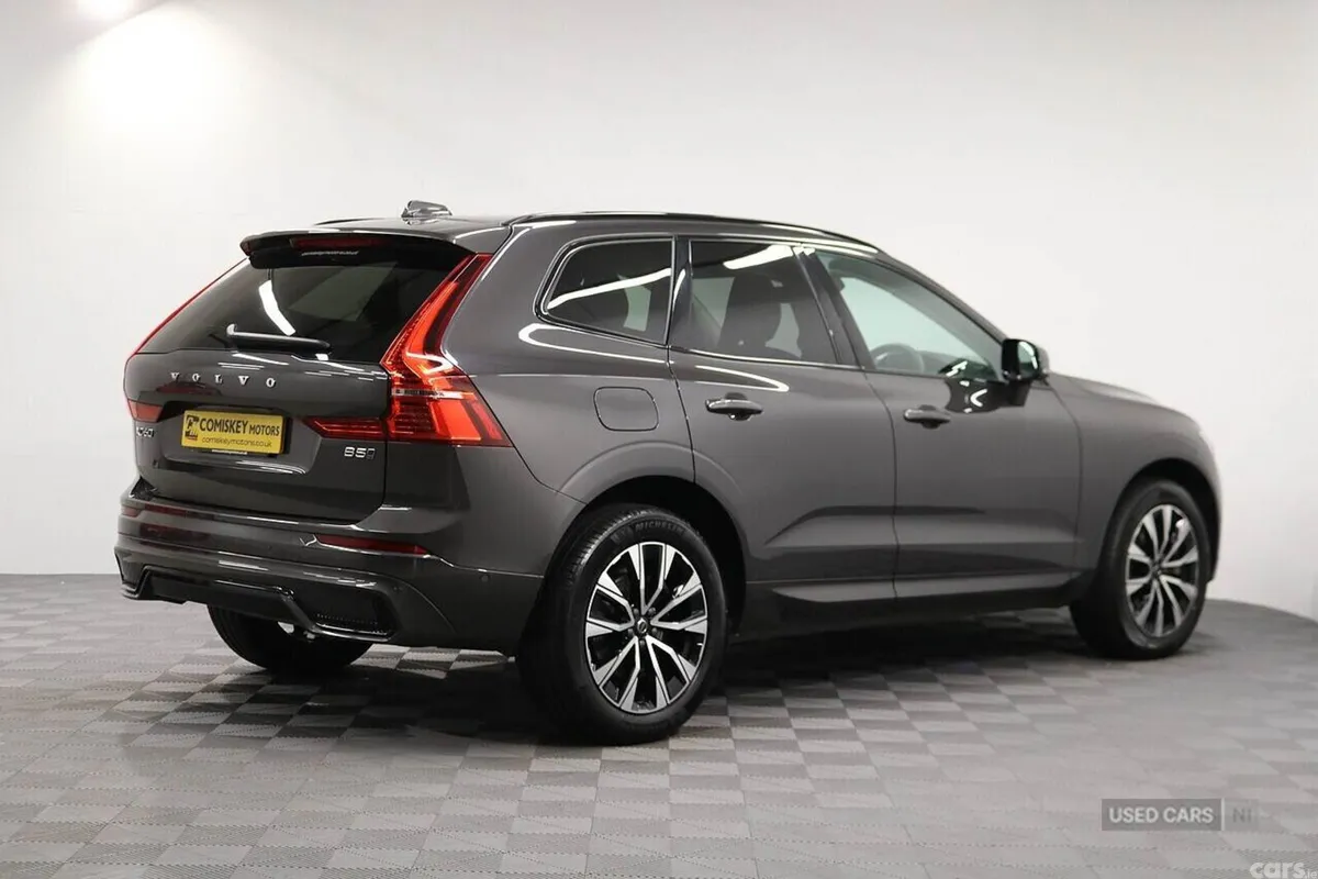 Volvo XC60 SUV, Petrol Hybrid, 2025, Grey