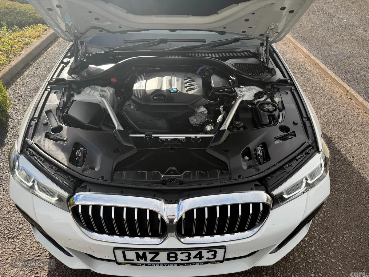 BMW 5-Series Estate, Diesel Hybrid, 2023, White