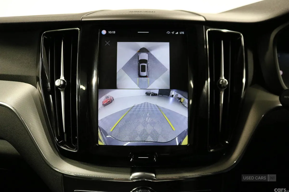 Volvo XC60 SUV, Petrol Hybrid, 2025, Grey