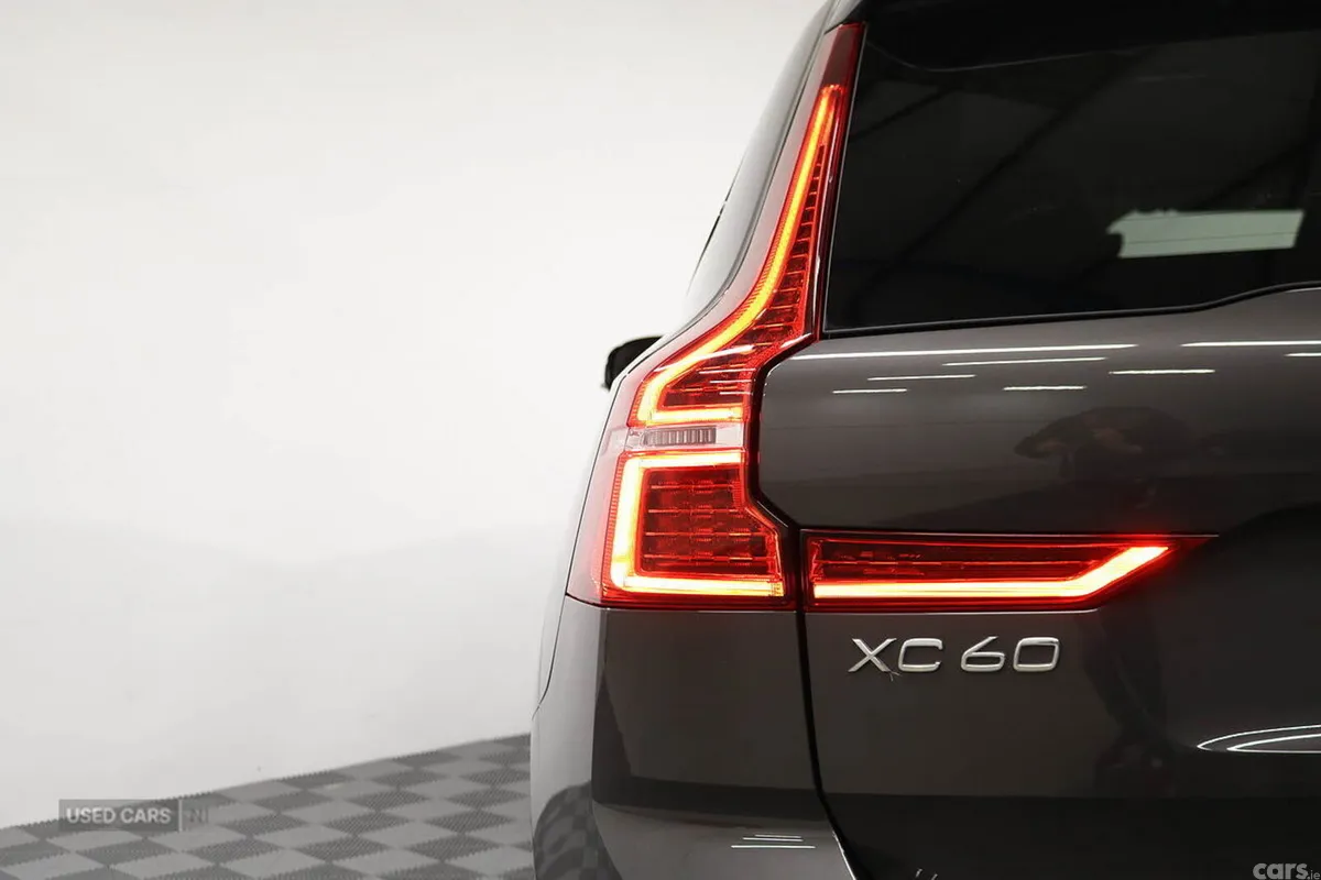 Volvo XC60 SUV, Petrol Hybrid, 2025, Grey