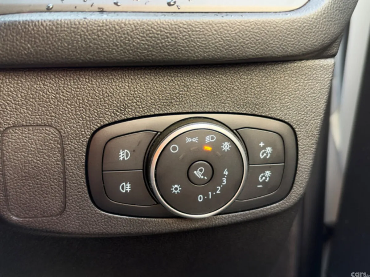 Ford Focus Hatchback, Diesel, 2021, White