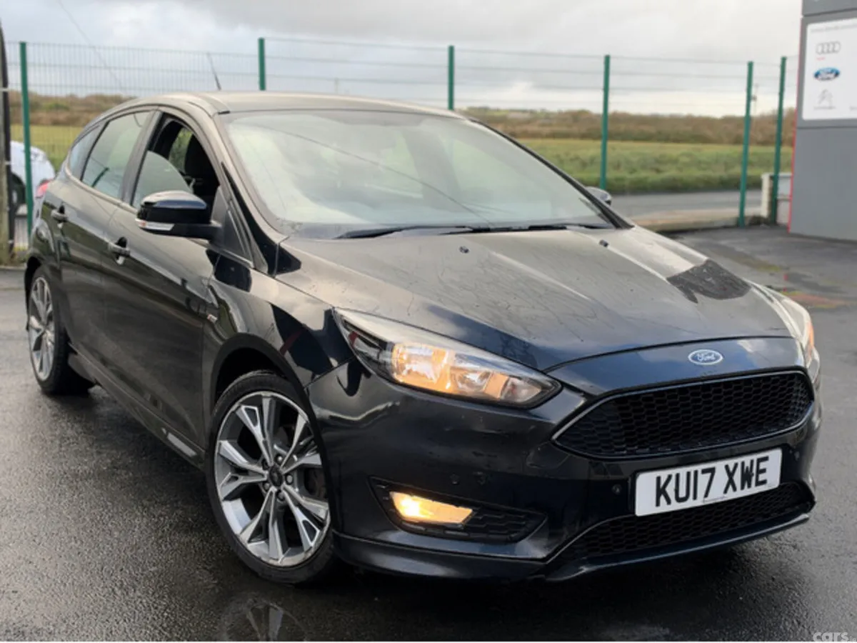 Ford Focus Hatchback, Diesel, 2017, Black