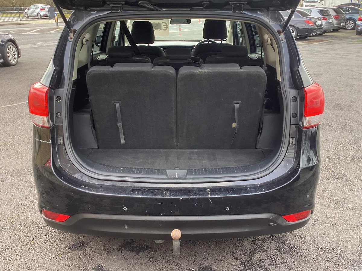 Kia Carens MPV, Diesel, 2016, Black