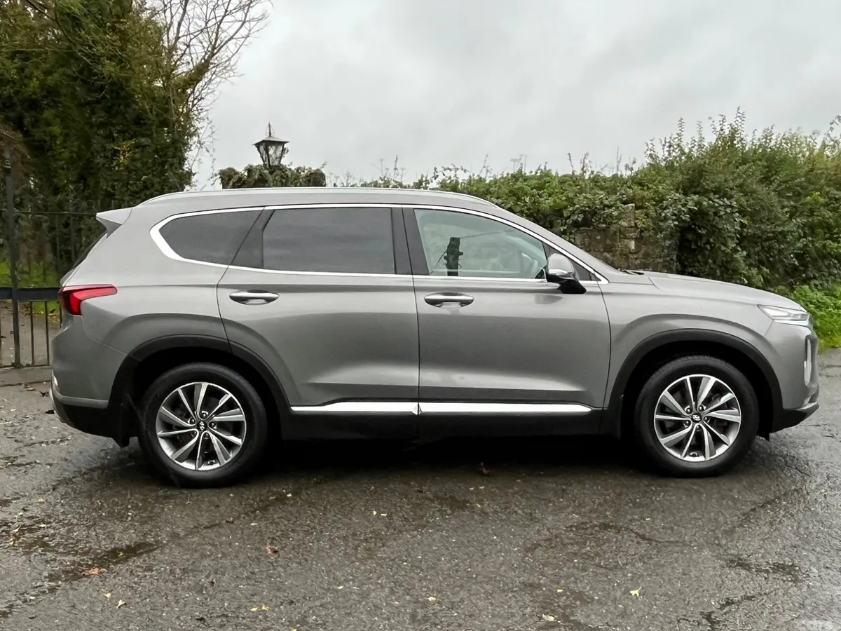 Hyundai Santa Fe SUV, Diesel, 2018, Grey