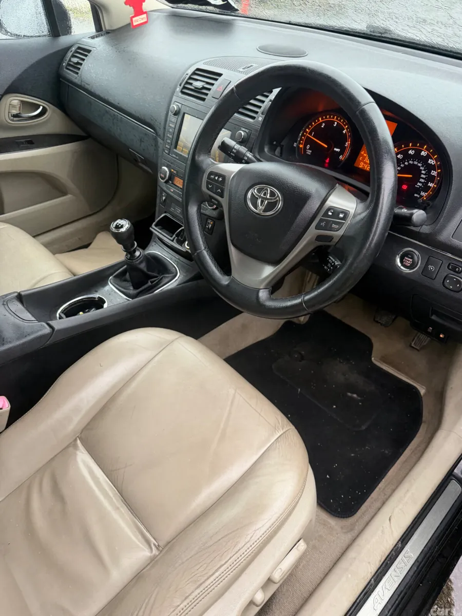 Toyota Avensis Saloon, Diesel, 2009, Black