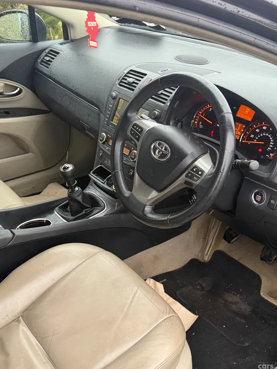 Toyota Avensis Saloon, Diesel, 2009, Black