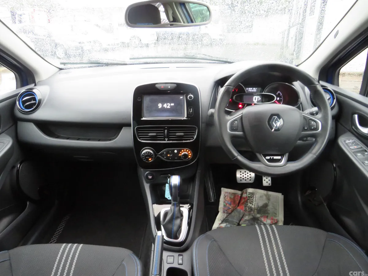 Renault Clio Hatchback, Petrol, 2019, Blue