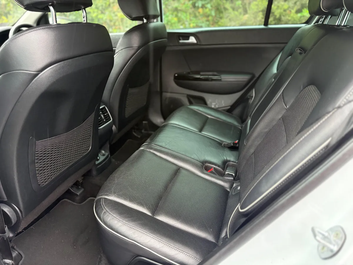 Kia Sportage SUV, Diesel, 2017, White