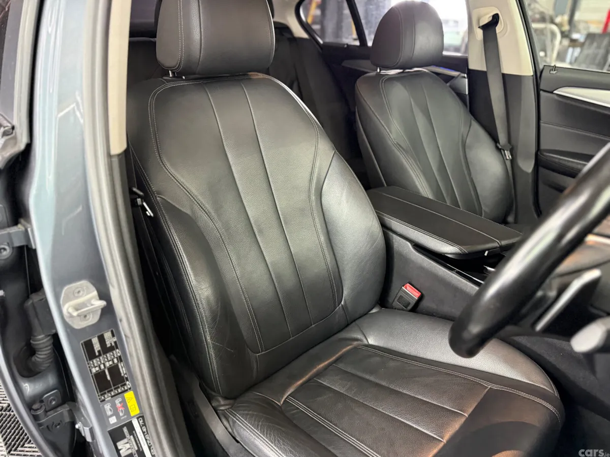 BMW 5-Series Saloon, Petrol Plug-in Hybrid, 2017, Blue