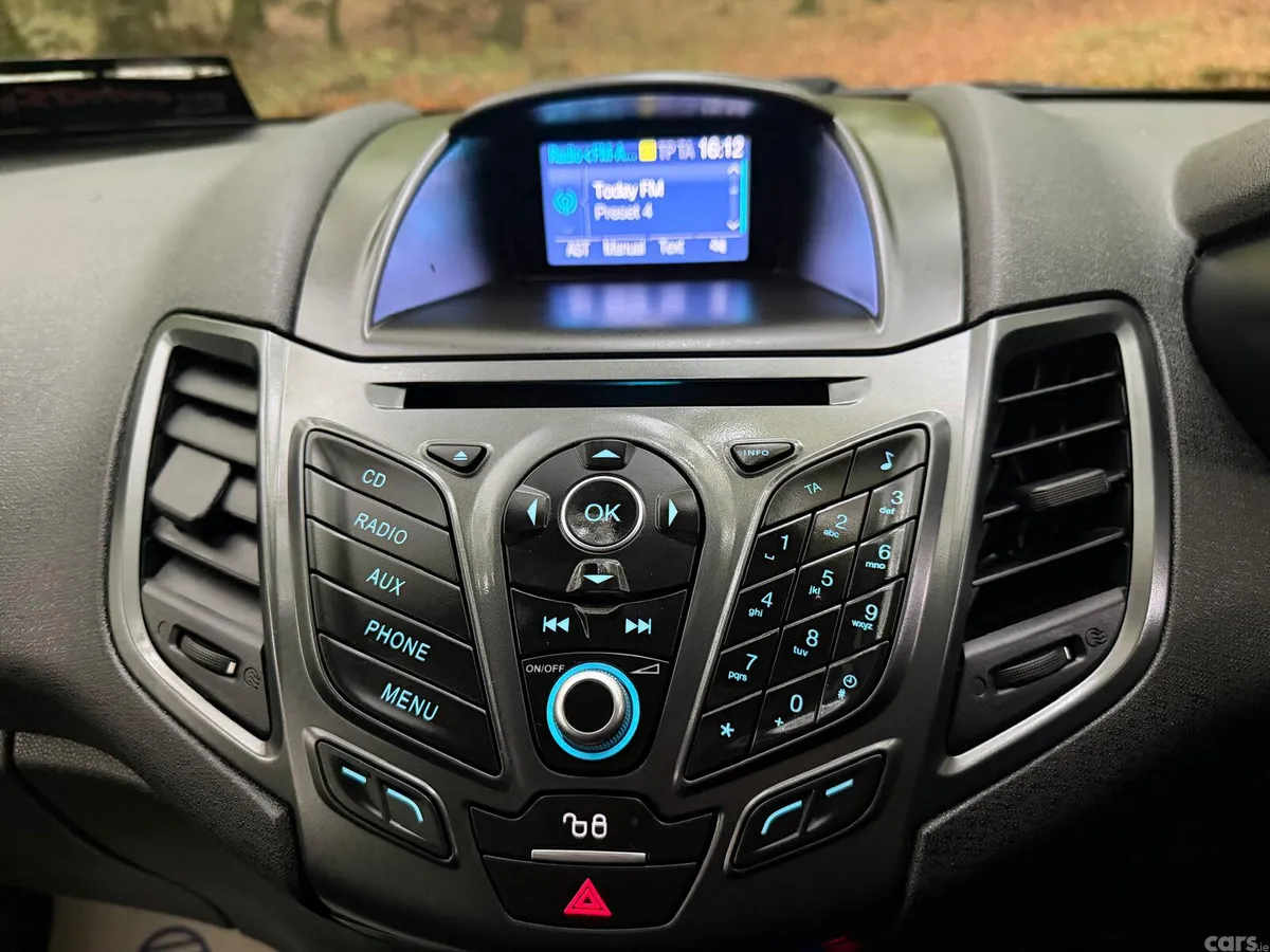 Ford Fiesta Hatchback, Diesel, 2016, Black