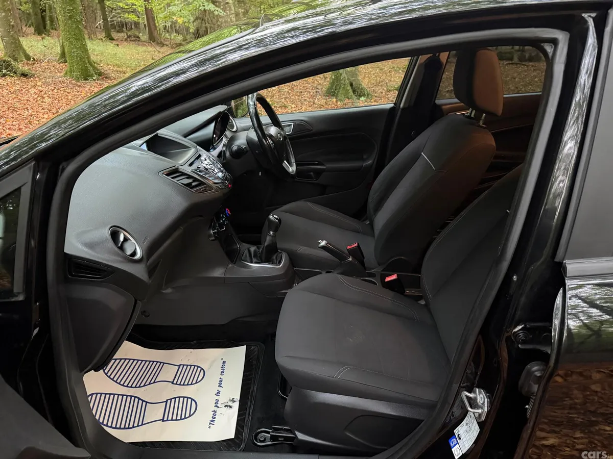 Ford Fiesta Hatchback, Diesel, 2016, Black