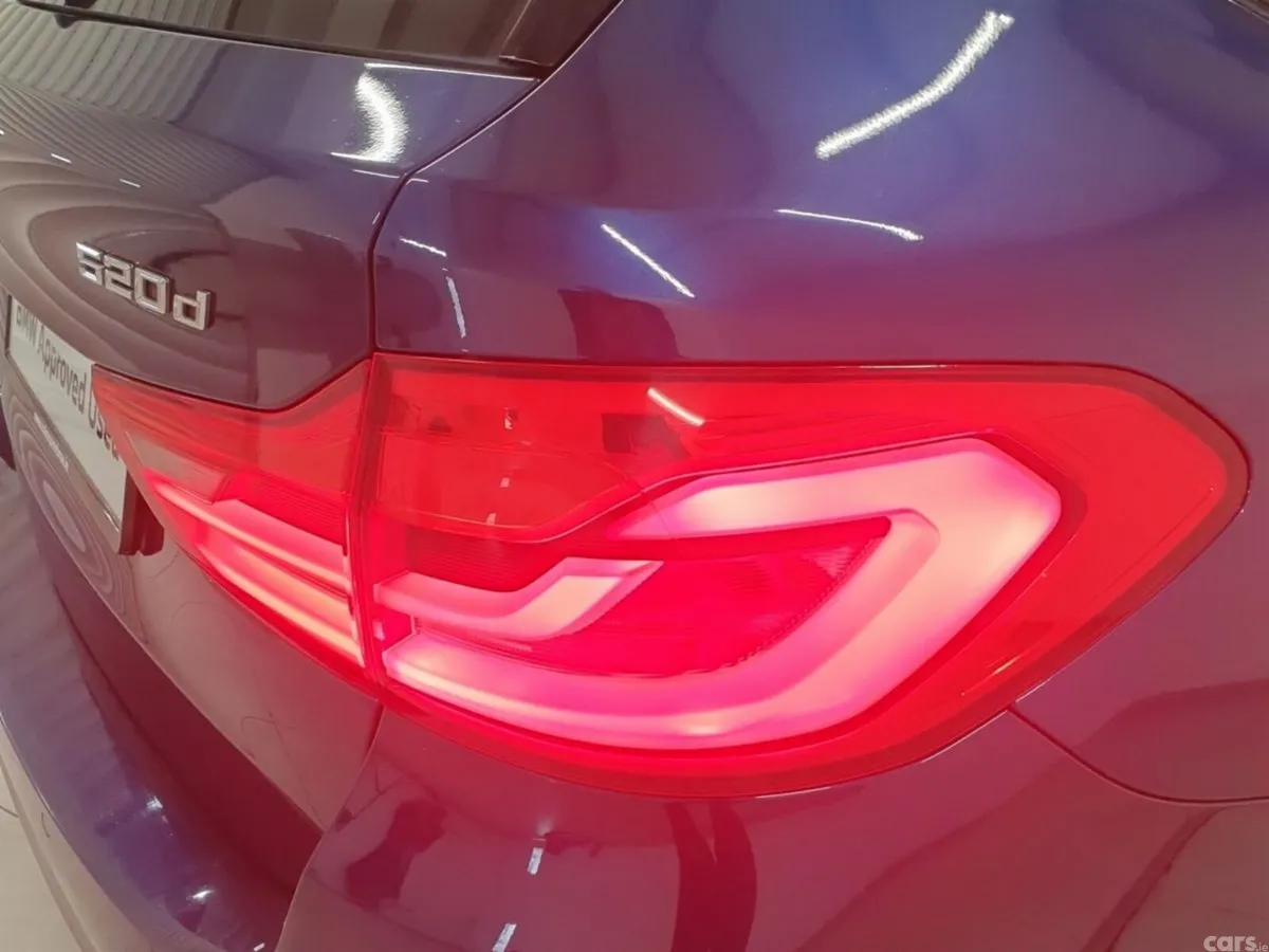 BMW 5-Series Estate, Diesel, 2019, Blue