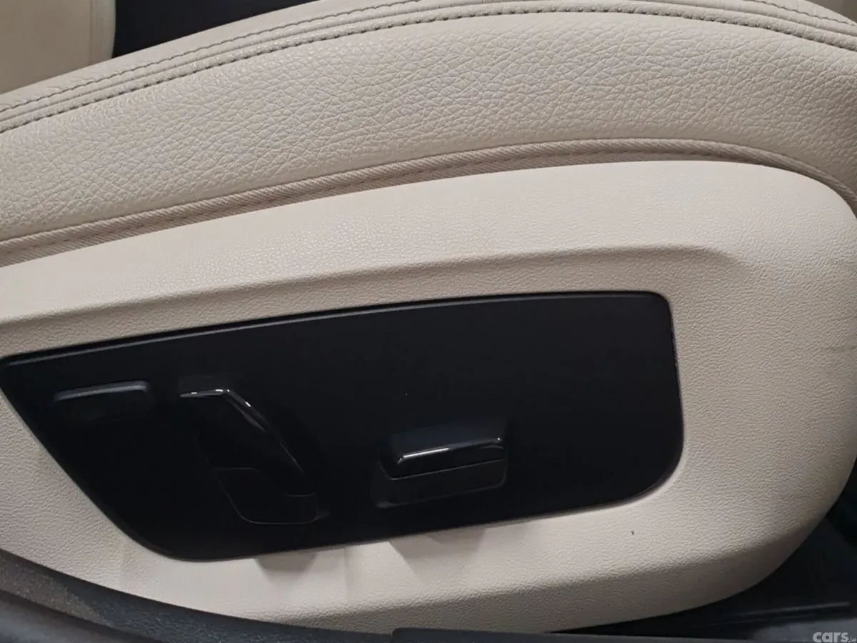 BMW 5-Series Estate, Diesel, 2019, Blue