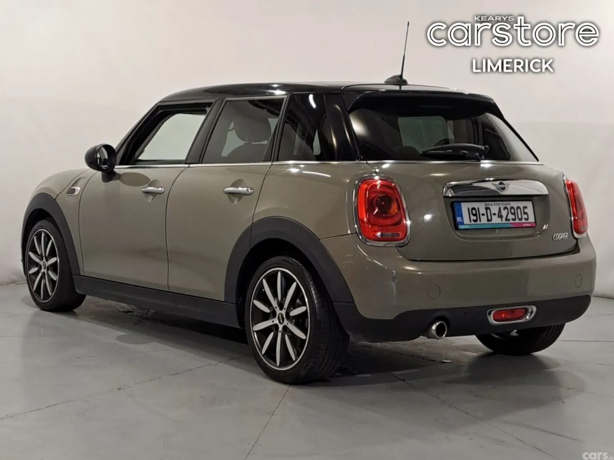 Mini Cooper Hatchback, Petrol, 2019, Grey