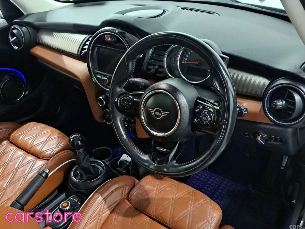 Mini Cooper Hatchback, Petrol, 2019, Grey