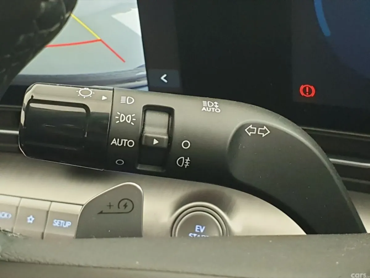 Hyundai KONA Hatchback, Electric, 2024, Silver
