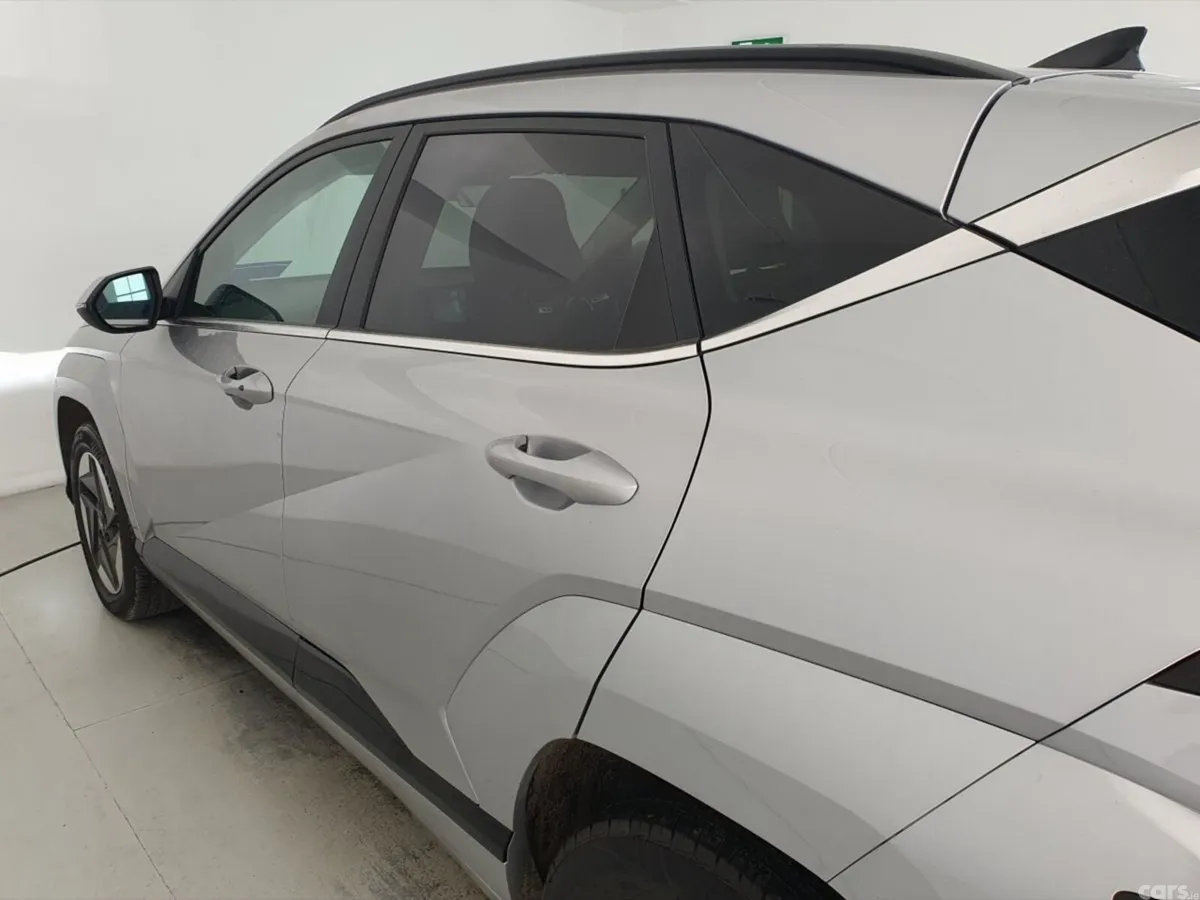 Hyundai KONA Hatchback, Electric, 2024, Silver