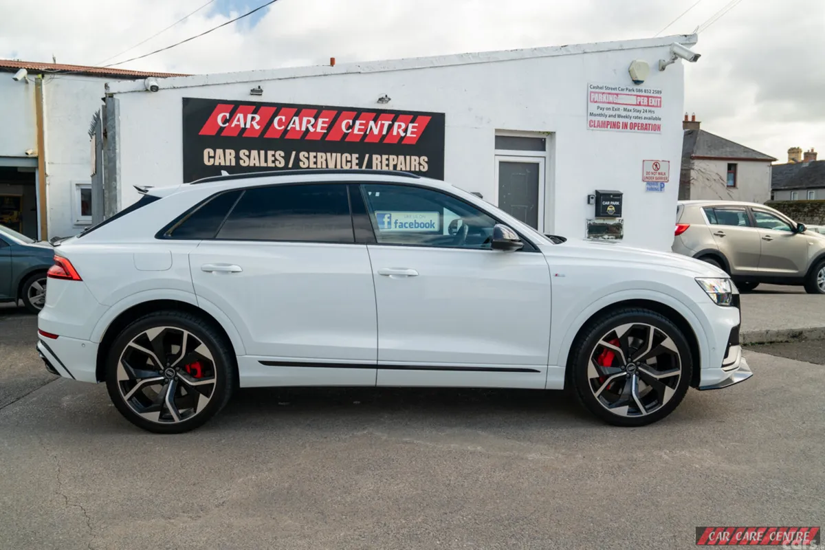 Audi Q8 Estate, Petrol Plug-in Hybrid, 2021, White