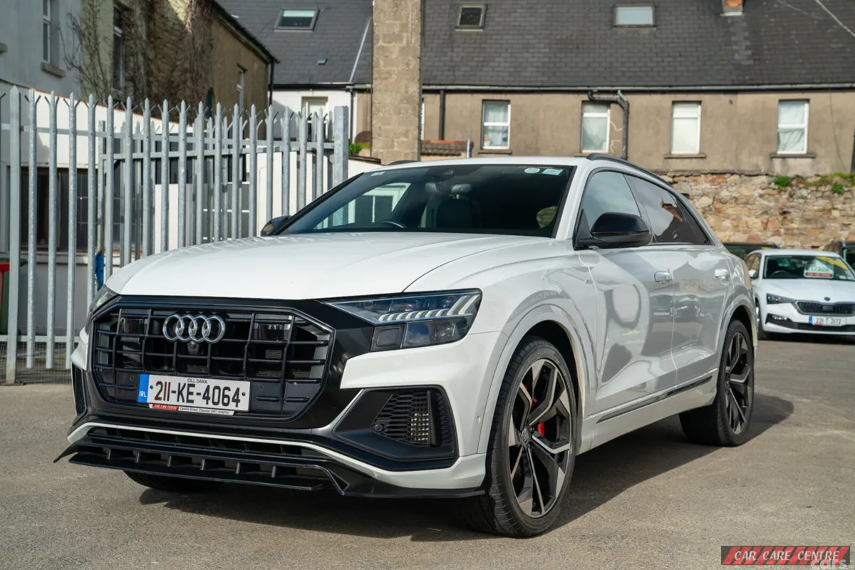 Audi Q8 Estate, Petrol Plug-in Hybrid, 2021, White