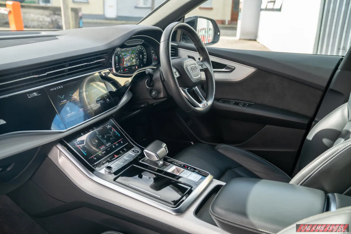 Audi Q8 Estate, Petrol Plug-in Hybrid, 2021, White