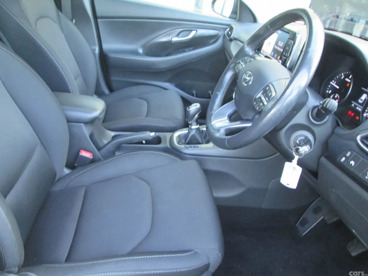 Hyundai i30 Hatchback, Diesel, 2019, Black