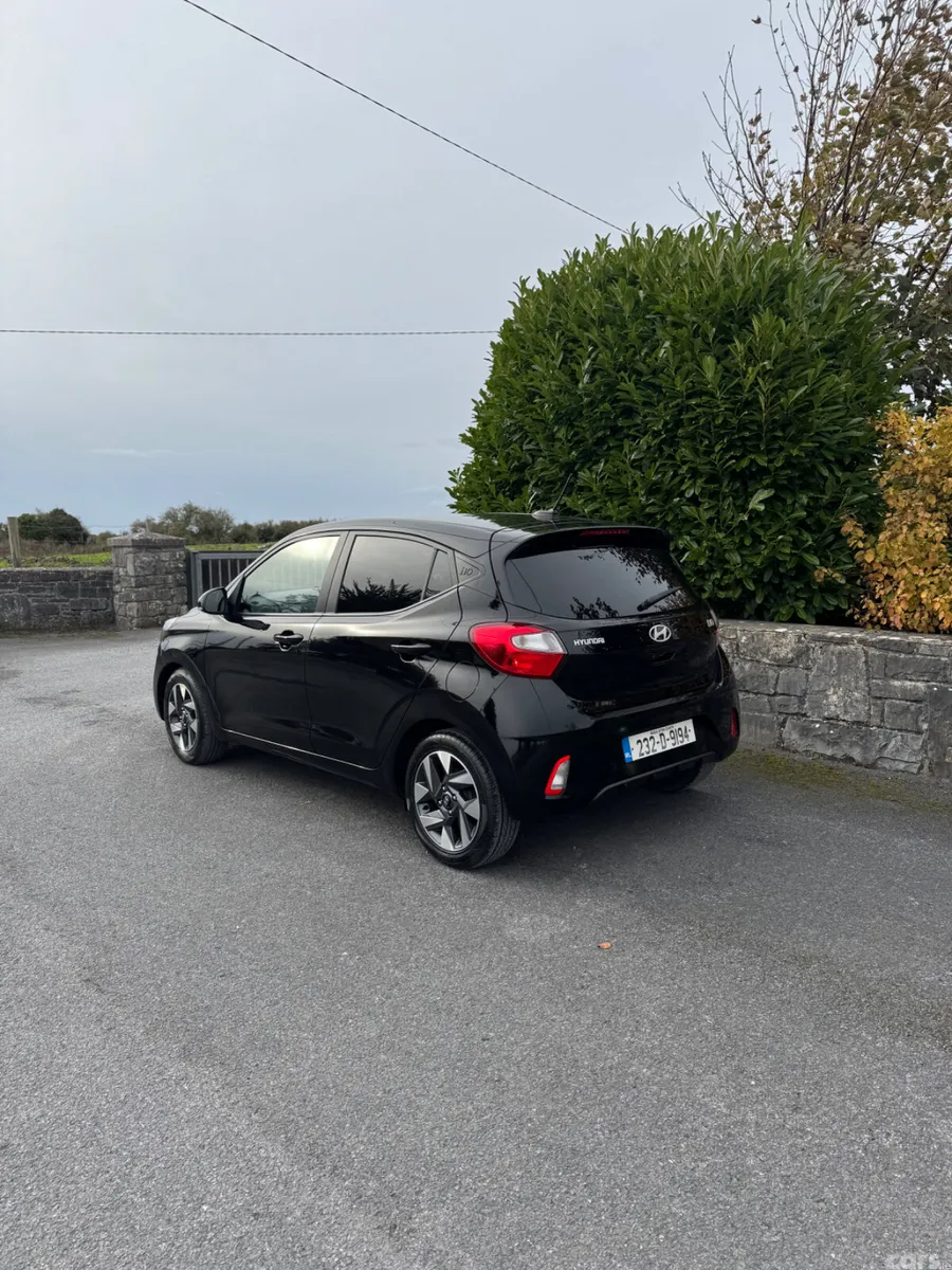 Hyundai i10 Hatchback, Petrol, 2023, Black