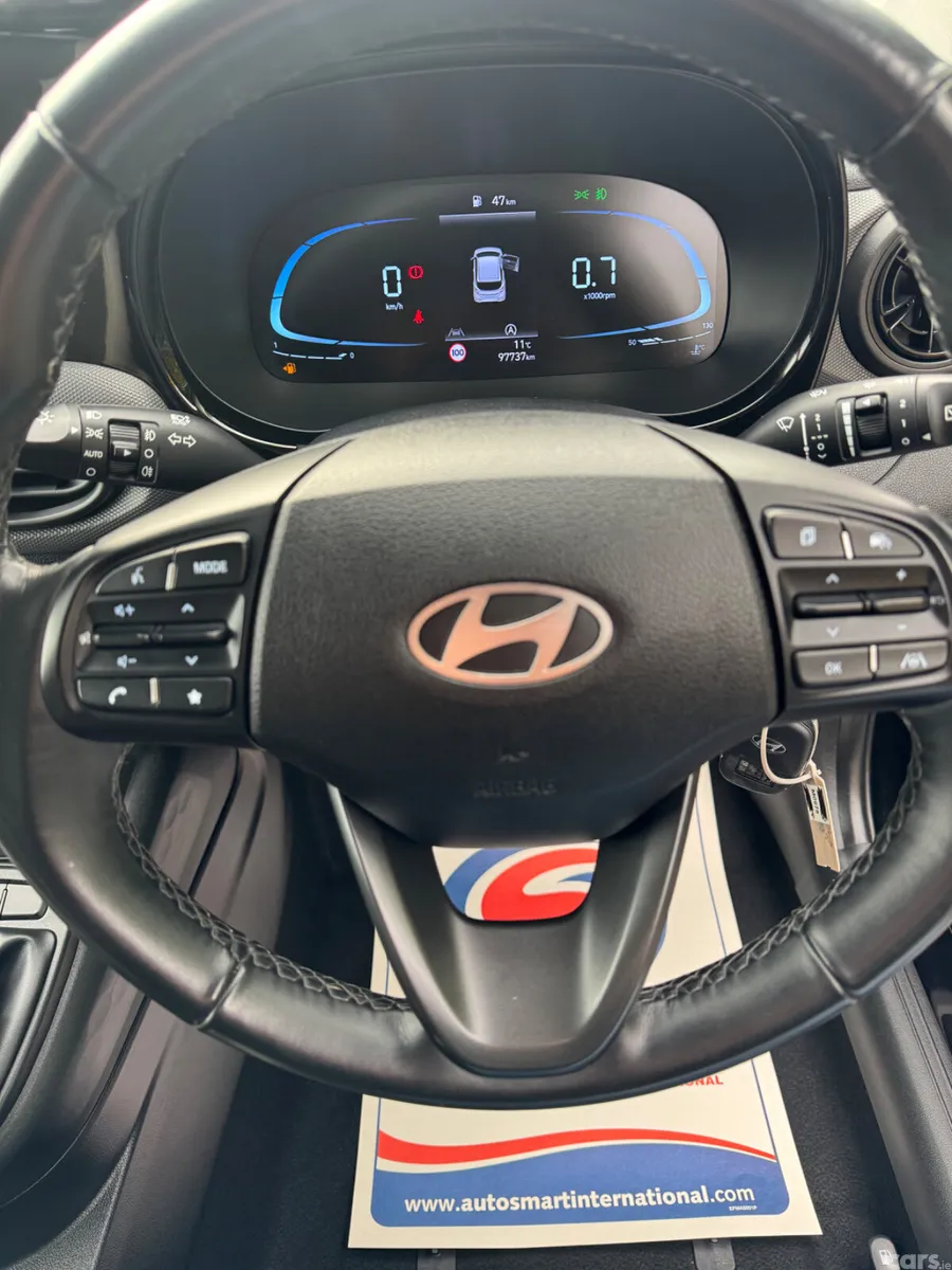 Hyundai i10 Hatchback, Petrol, 2023, Black