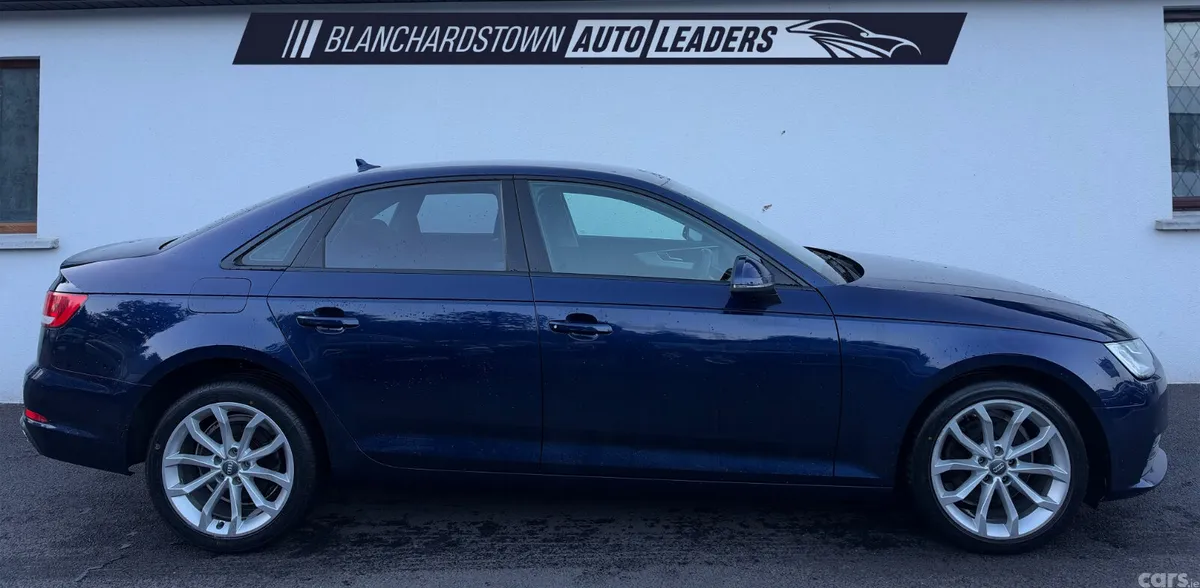 Audi A4 Saloon, Diesel, 2019, Blue