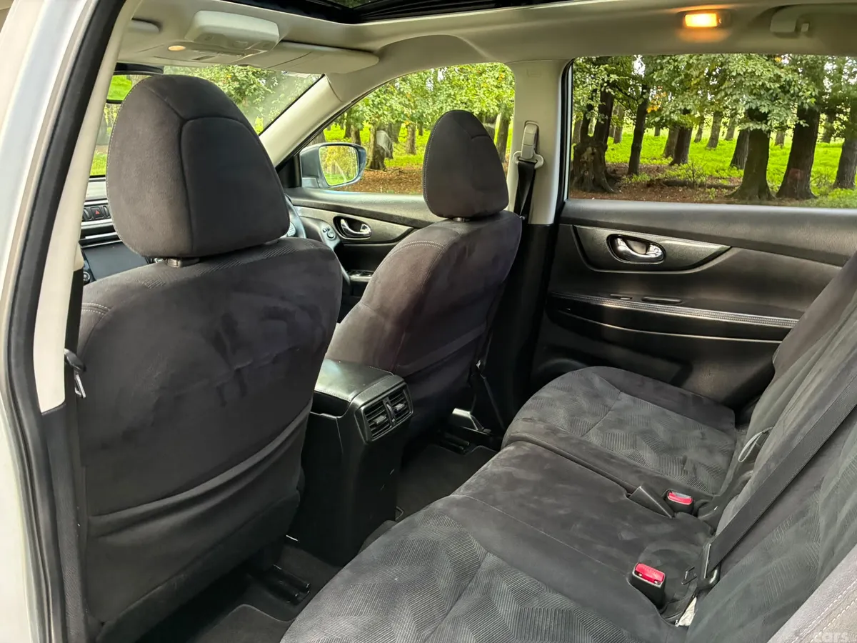 Nissan X-Trail SUV, Diesel, 2016, Silver