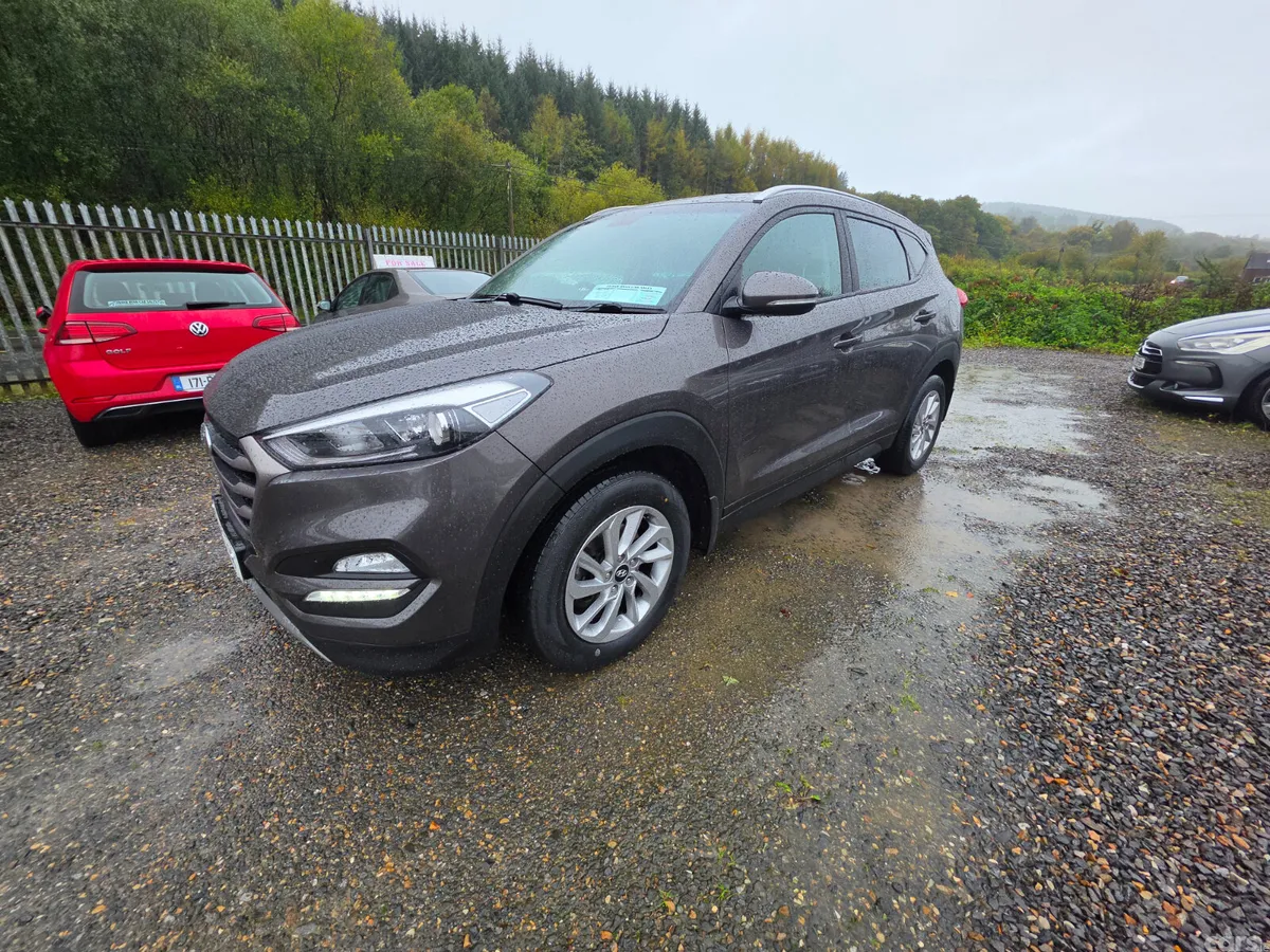 Hyundai Tucson SUV, Diesel, 2017, Brown