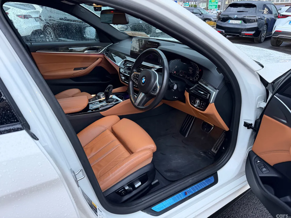 BMW 5-Series Saloon, Petrol Plug-in Hybrid, 2021, White