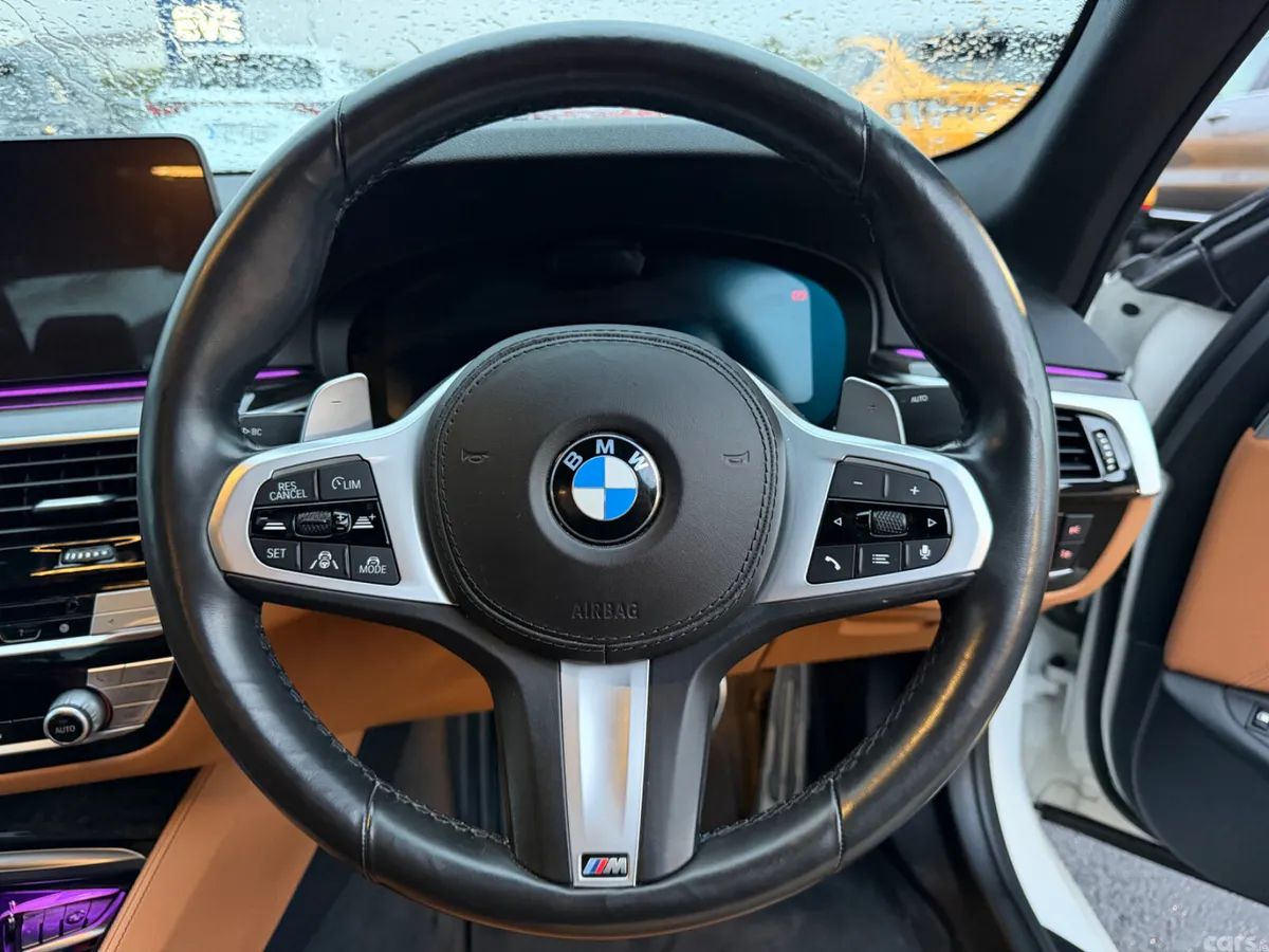 BMW 5-Series Saloon, Petrol Plug-in Hybrid, 2021, White