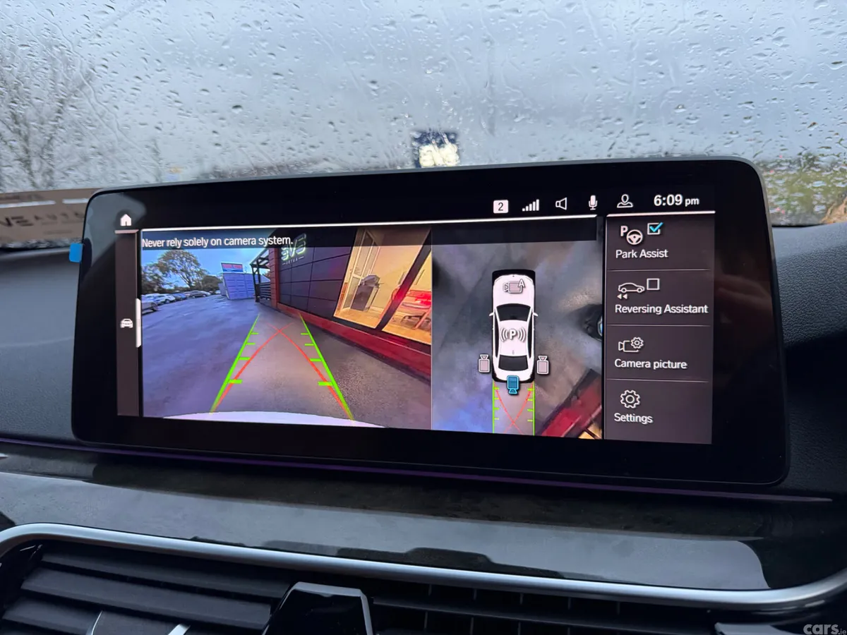 BMW 5-Series Saloon, Petrol Plug-in Hybrid, 2021, White