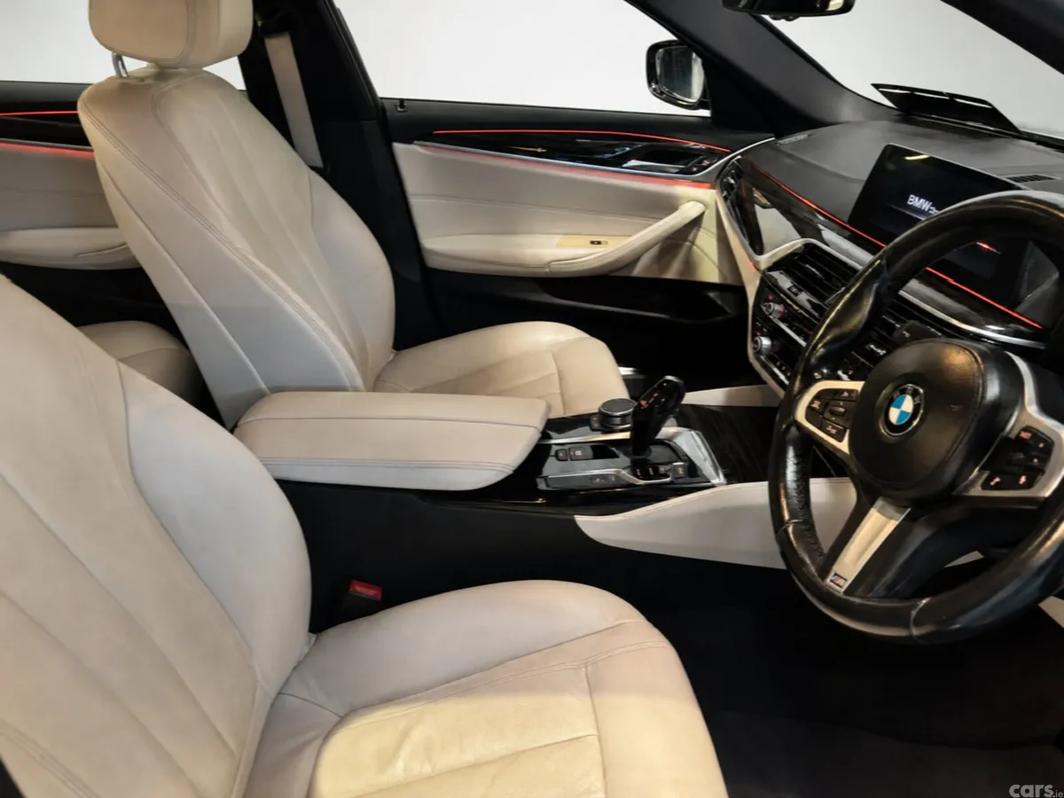 BMW 5-Series Saloon, Petrol Plug-in Hybrid, 2018, Blue