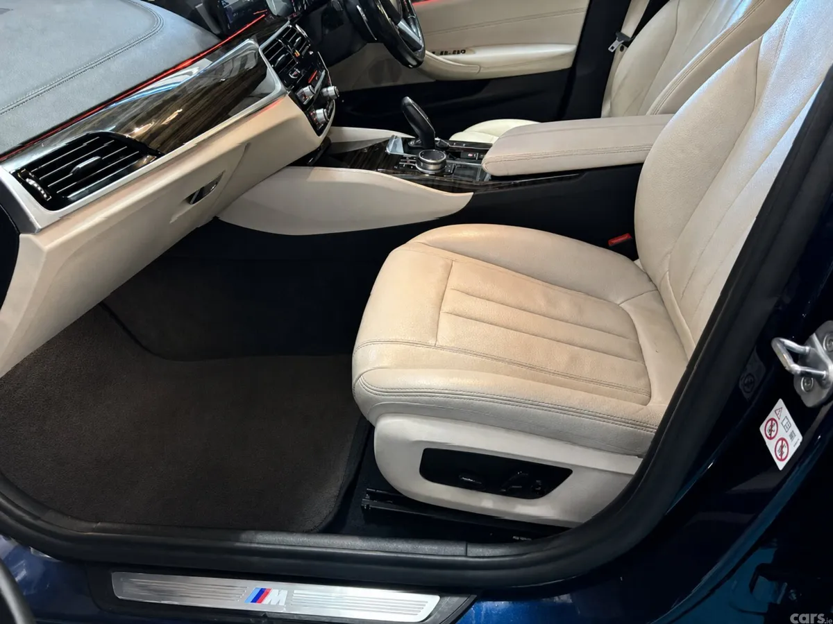 BMW 5-Series Saloon, Petrol Plug-in Hybrid, 2018, Blue
