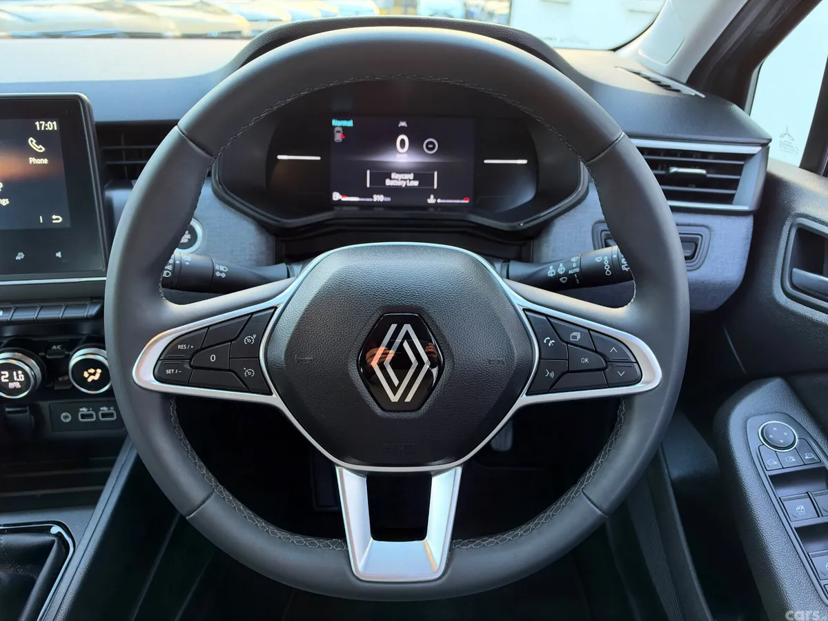 Renault Clio Hatchback, Petrol, 2024, Grey