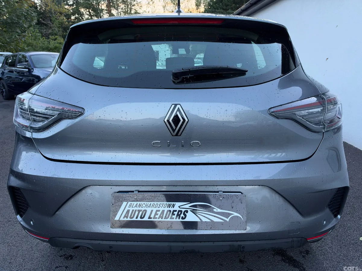 Renault Clio Hatchback, Petrol, 2024, Grey