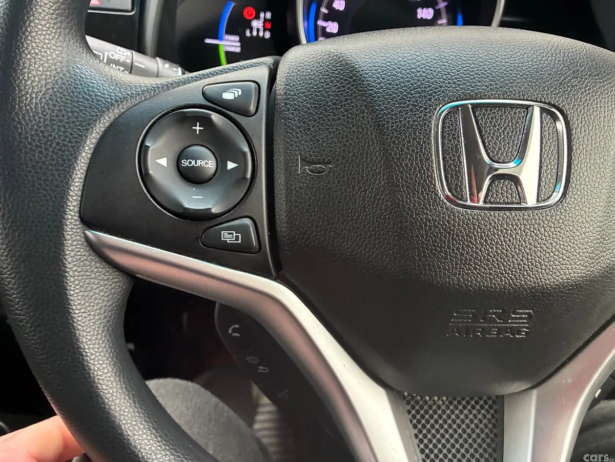 Honda Fit Hatchback, Petrol Hybrid, 2018, Silver