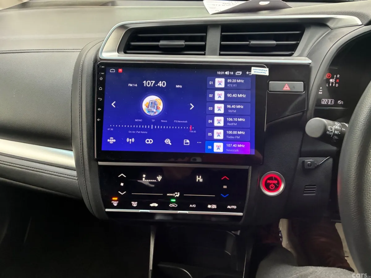 Honda Fit Hatchback, Petrol Hybrid, 2018, Silver