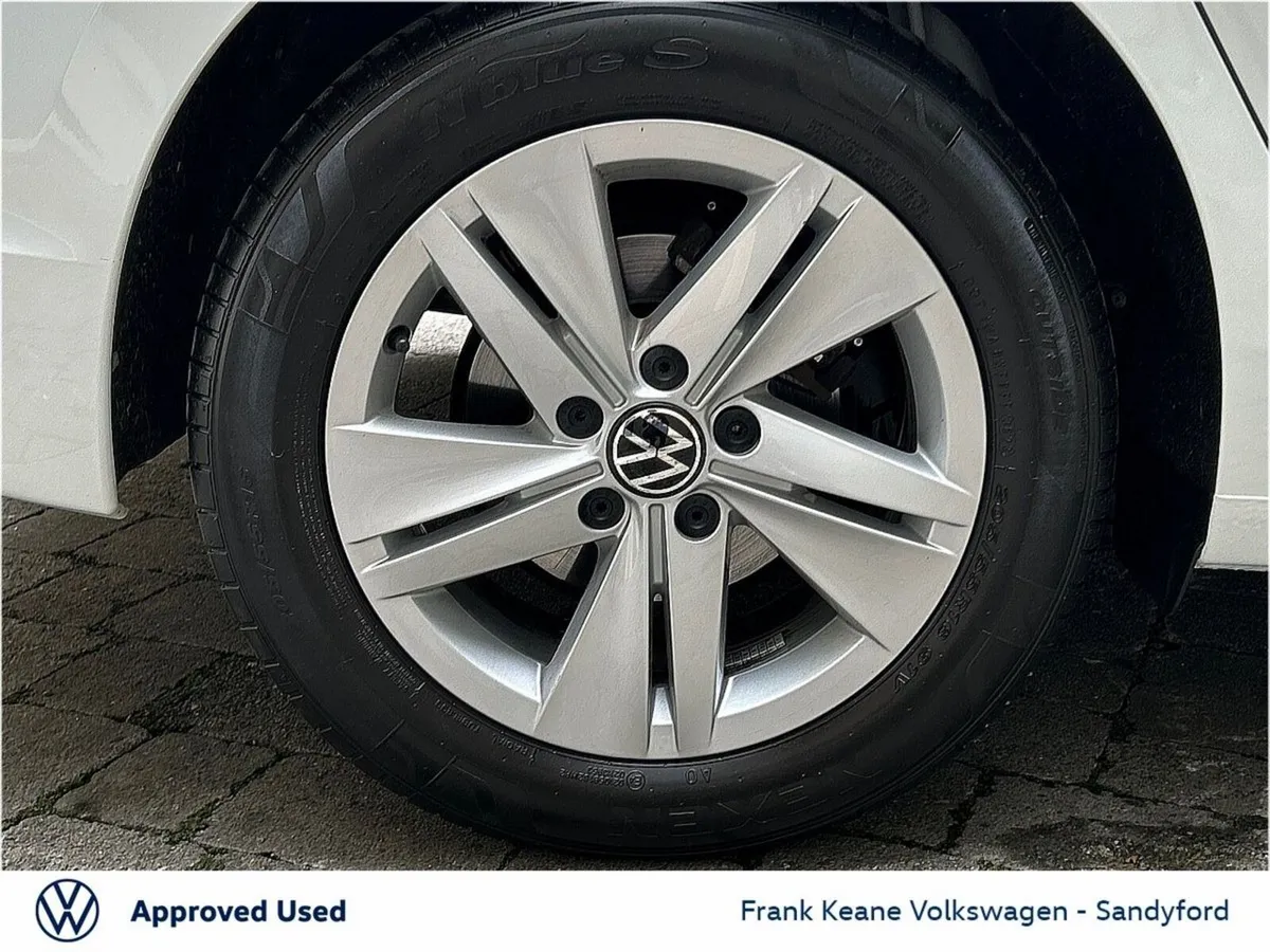 Volkswagen Golf Estate, Petrol, 2024, White
