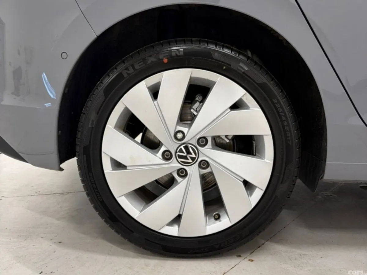 Volkswagen Golf Hatchback, Petrol, 2025, Grey