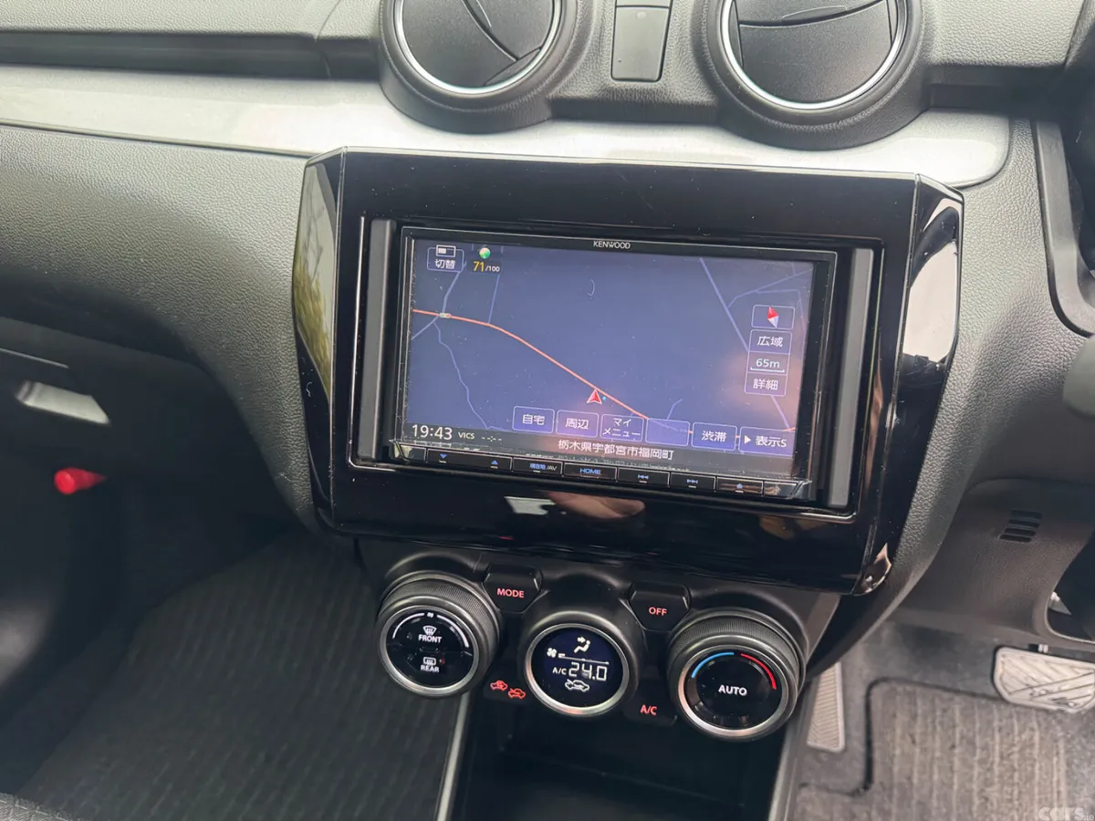 Suzuki Swift Hatchback, Petrol Hybrid, 2018, White