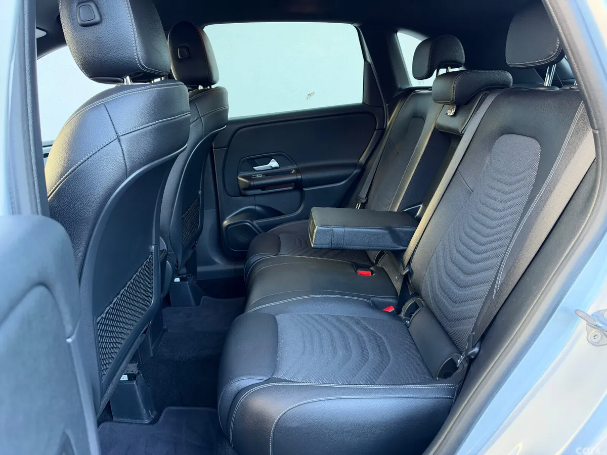 Mercedes-Benz B-Class MPV, Petrol, 2019, Grey
