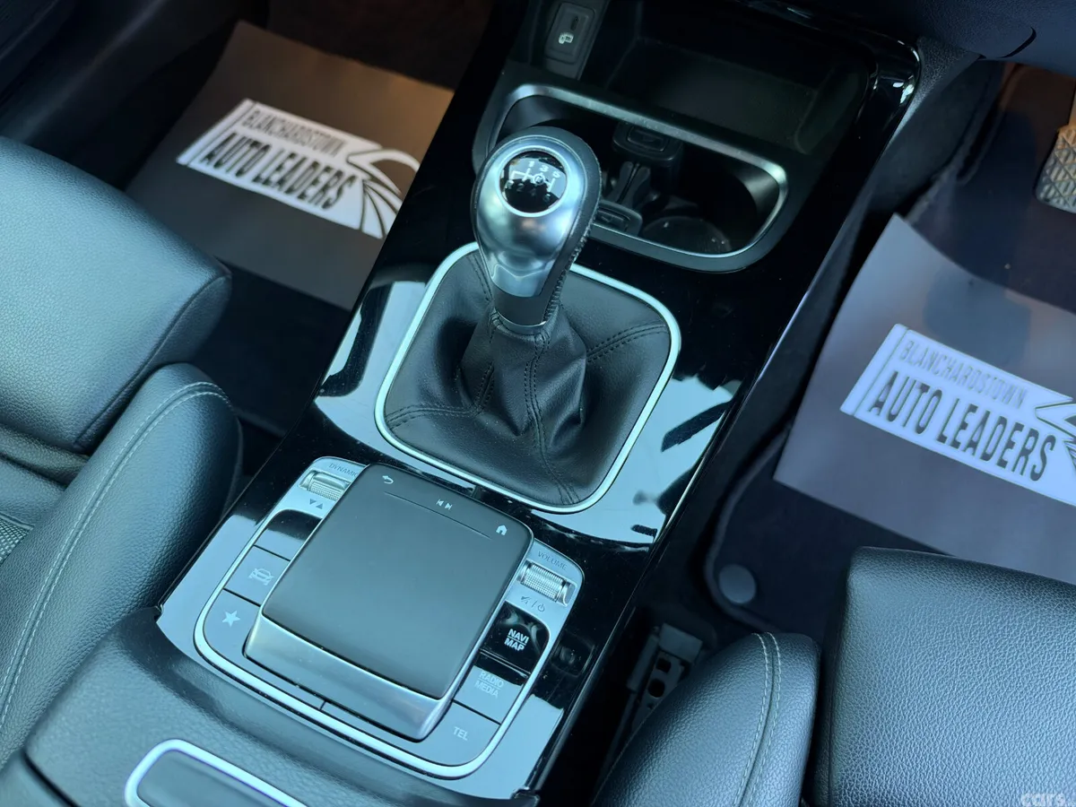 Mercedes-Benz B-Class MPV, Petrol, 2019, Grey