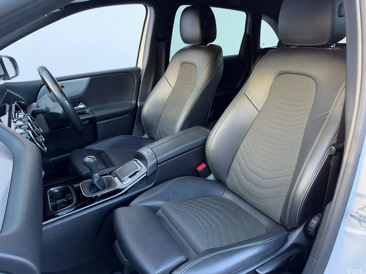 Mercedes-Benz B-Class MPV, Petrol, 2019, Grey