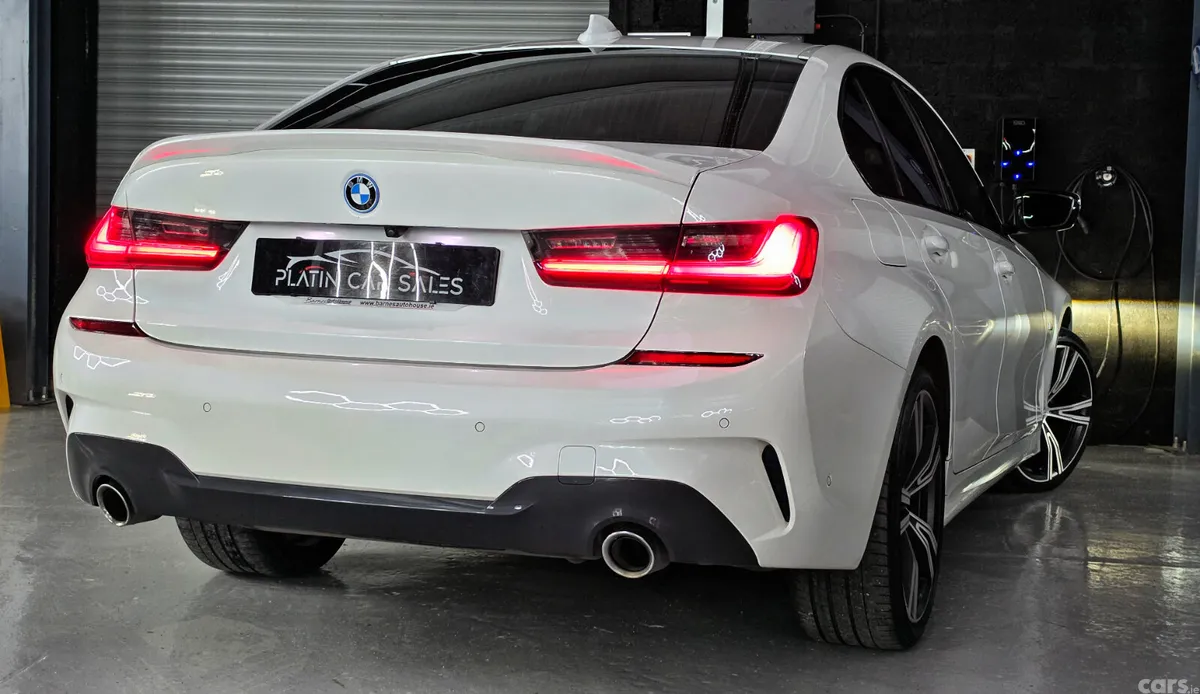BMW 3-Series Saloon, Petrol Plug-in Hybrid, 2021, White