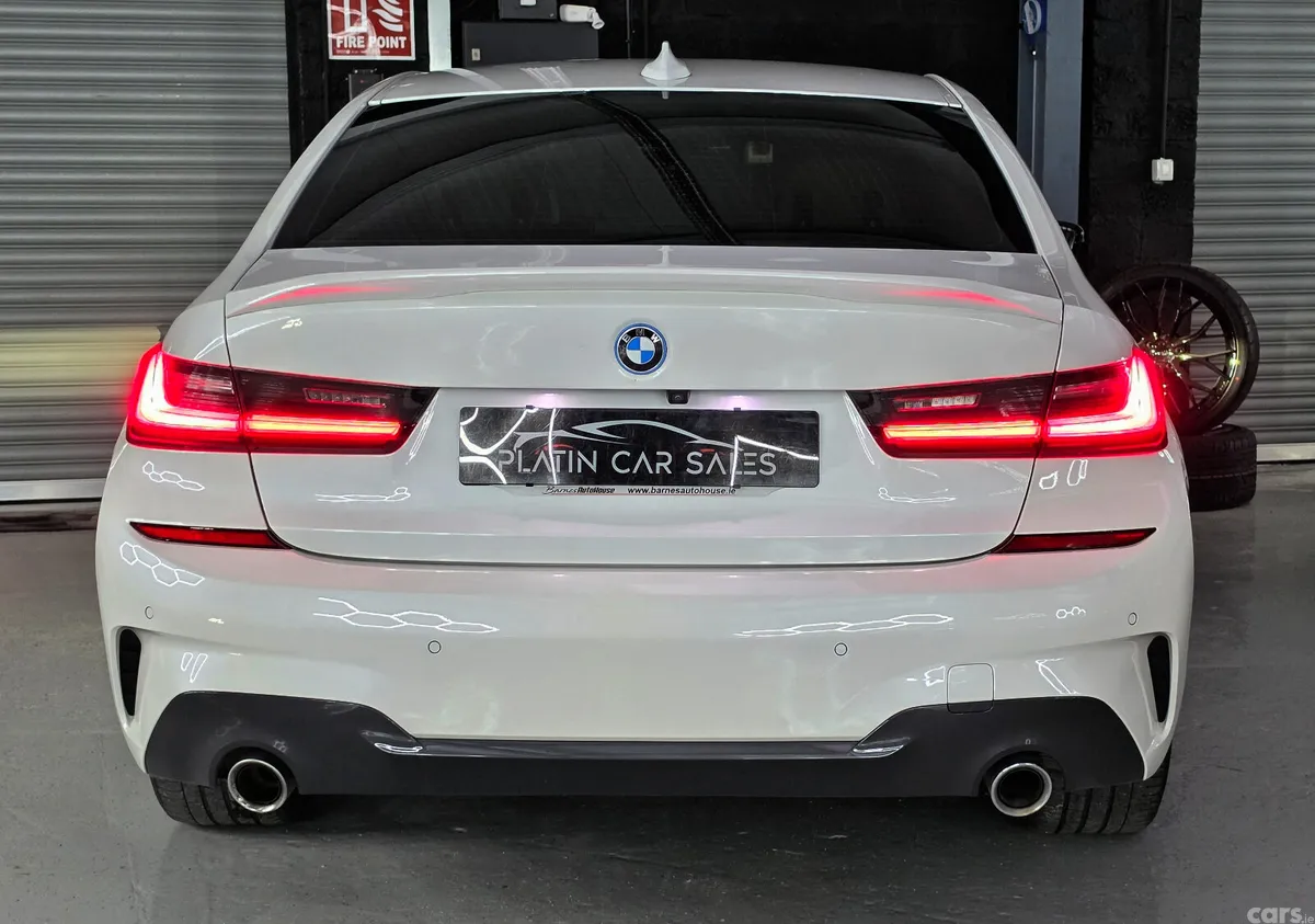 BMW 3-Series Saloon, Petrol Plug-in Hybrid, 2021, White