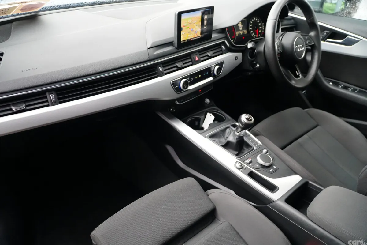 Audi A4 Saloon, Petrol, 2017, Grey