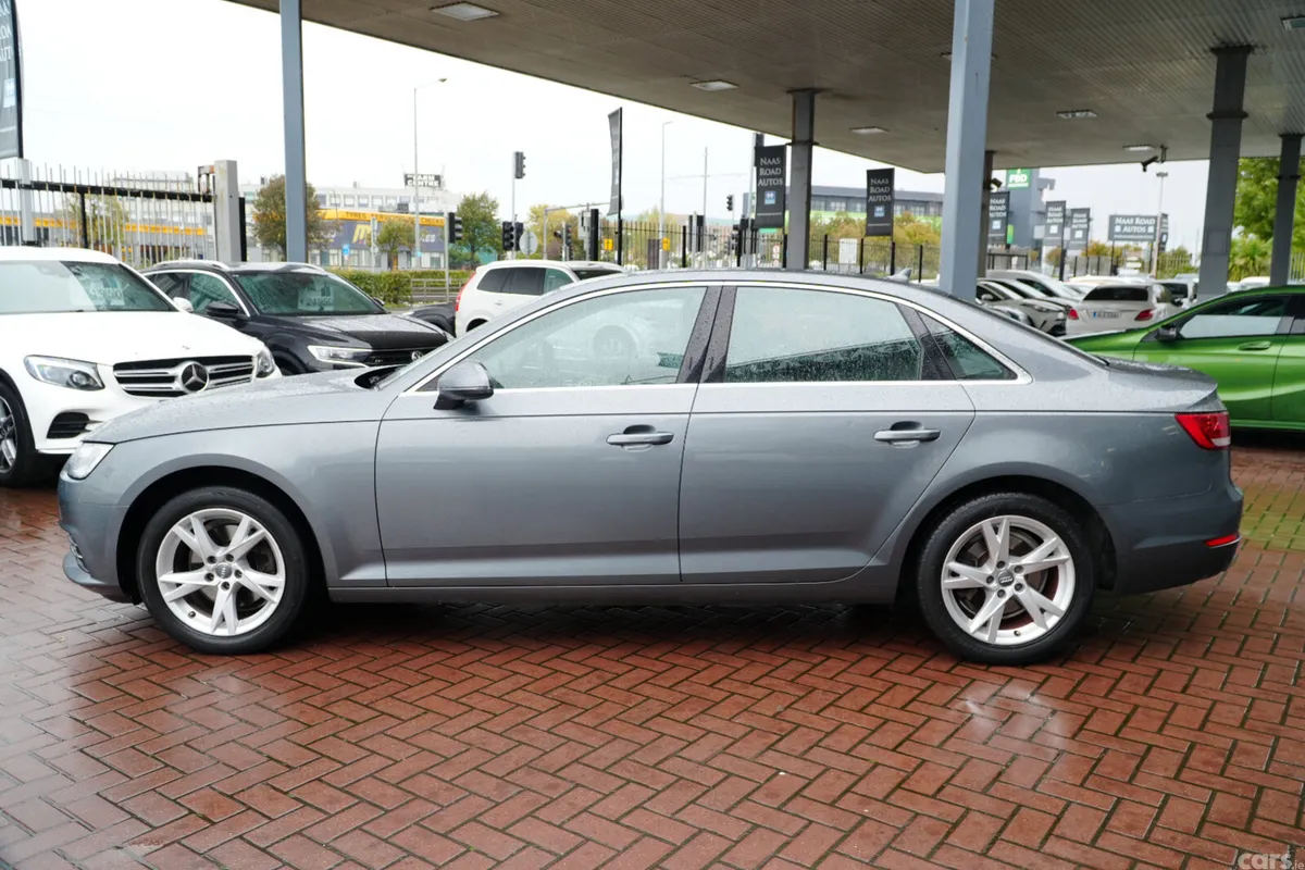 Audi A4 Saloon, Petrol, 2017, Grey